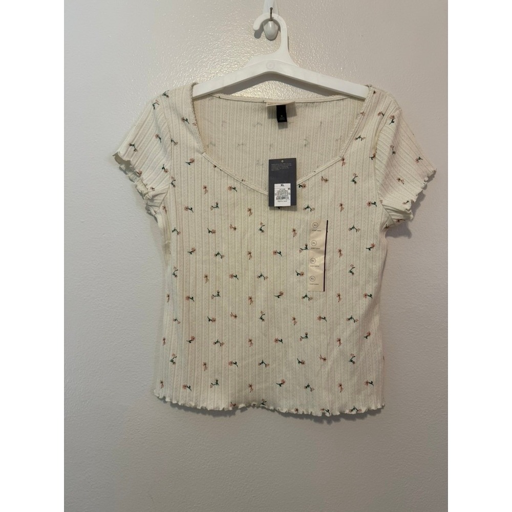 Universal Thread Womens Floral Ribbed V-Neck Lettuce Edge Top Cream Pink XL NEW